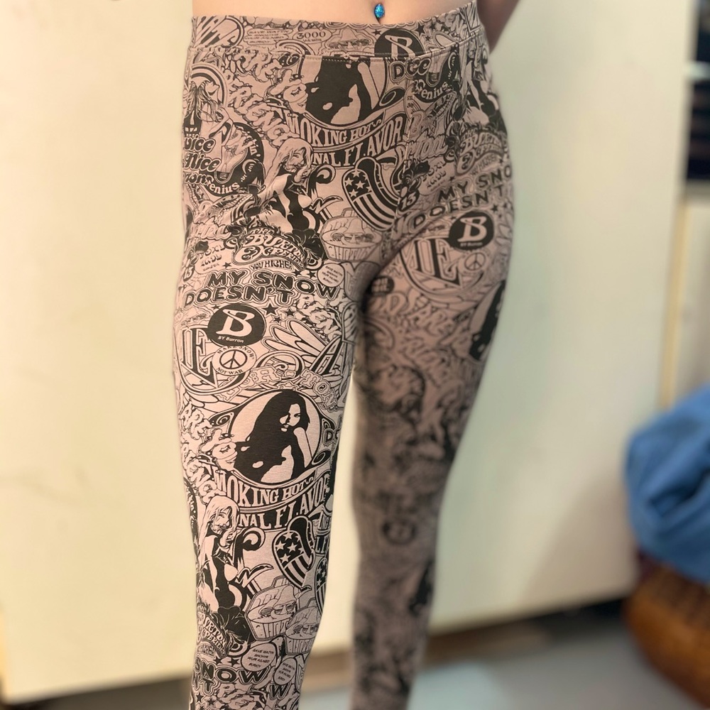 Vintage hippie news paper leggings!
